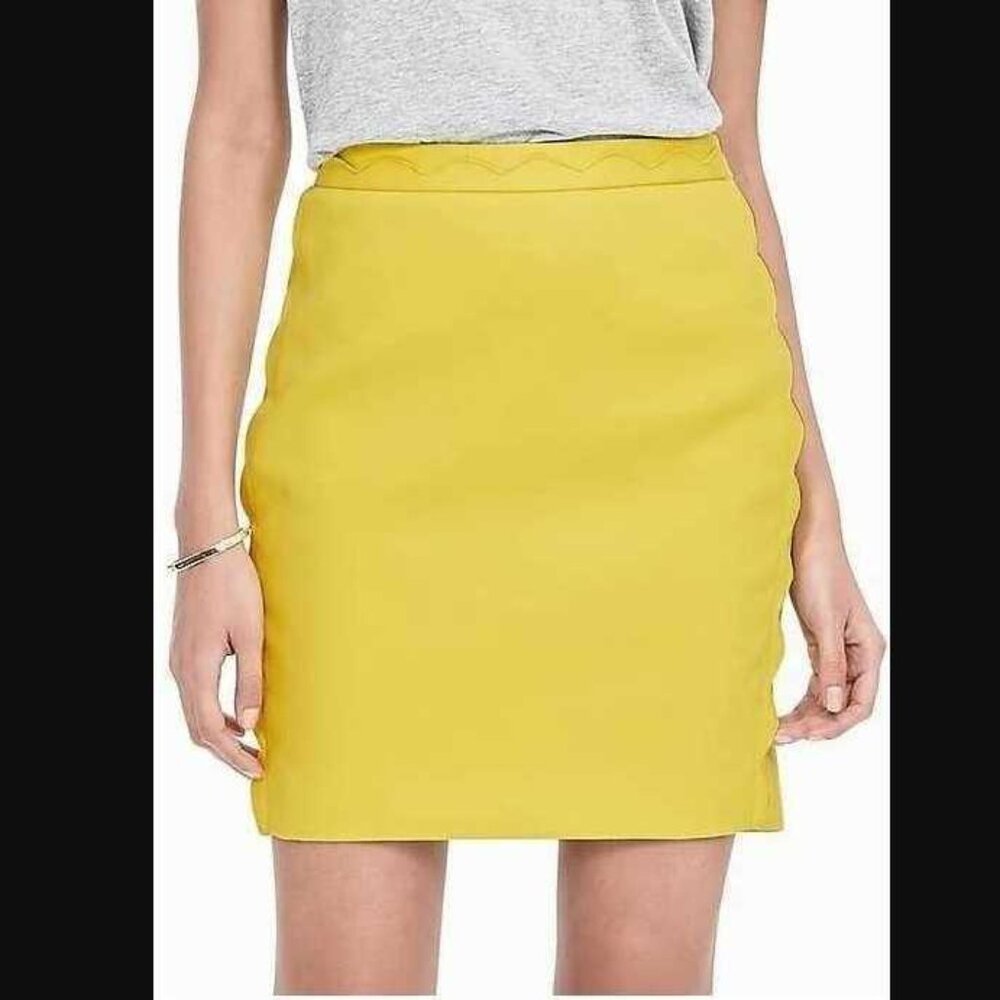 New 10 Banana Republic scalloped mini skirt in Lively Chartreuse - Picture 1 of 11
